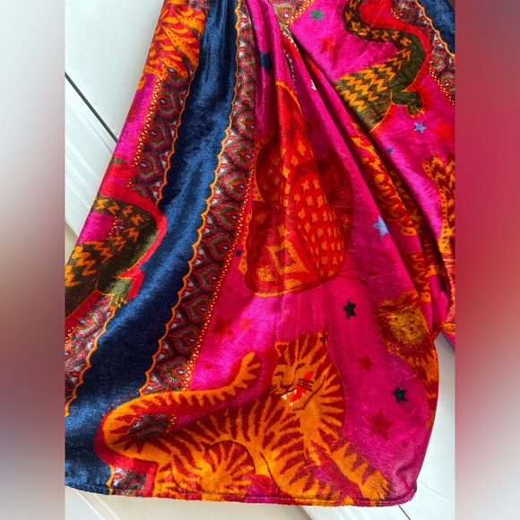 FARM RIO (NWT) Flower Scarves Maxi Dress (M) - Picture 10 of 15